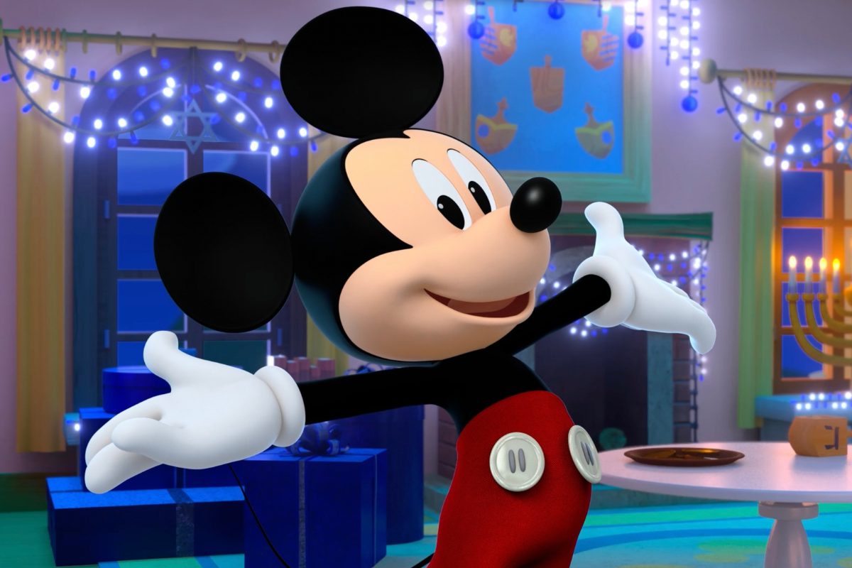 Watch Mickey Mouse Play Dreidel In This New Disney Hanukkah Short – Kveller