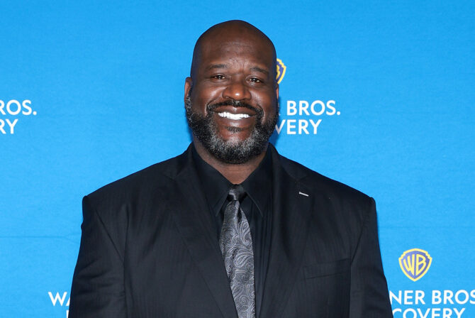 NEW YORK, NEW YORK – 15. MAI: Shaquille O'Neal besucht am 15. Mai 2024 die Warner Bros. Discovery Upfront 2024 in New York City.